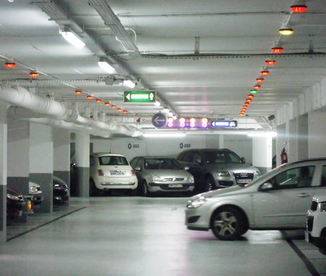 VEHICLE PARKING MANAGEMENT